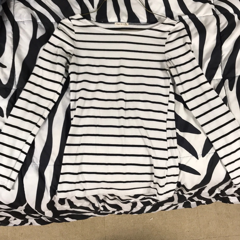 Black & White striped long sleeve shirt